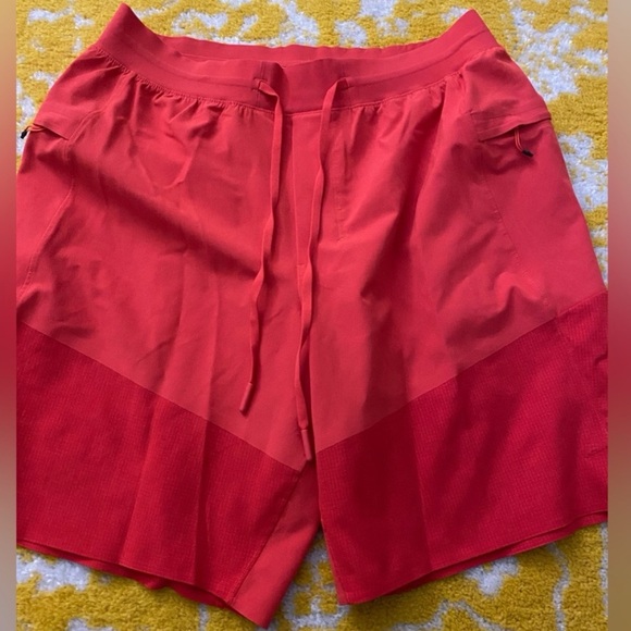 lululemon athletica Other - Lululemon two tone red train to beach swim trunks board shorts